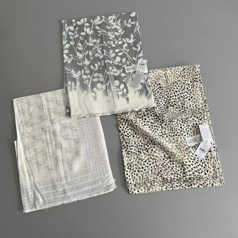 Foulards en soie personnalisés, impression de foulards sur mesure, conception d’entreprise bandana